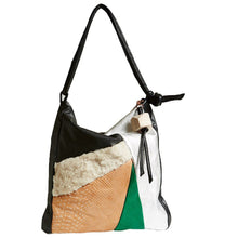 Mega Bag 02.