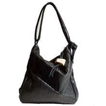 Mega Bag 05.